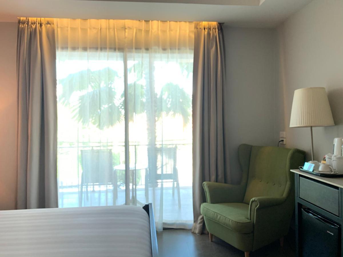 The Sala Pattaya - SHA Certified Hotel Pantai Jomtien Bagian luar foto