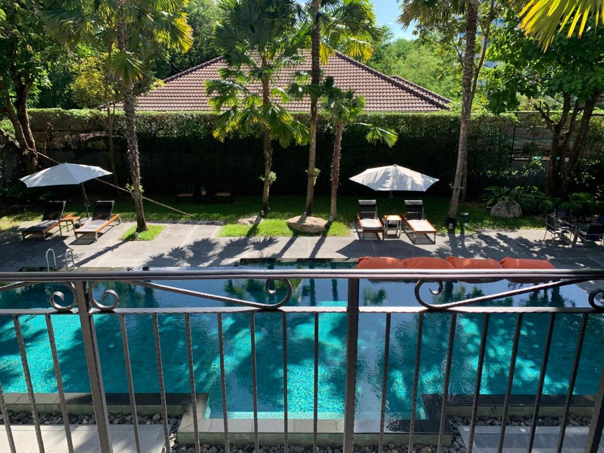 The Sala Pattaya - SHA Certified Hotel Pantai Jomtien Bagian luar foto